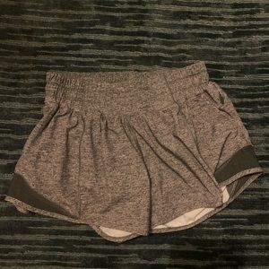 Once Worn Lululemon Hotty Hot 2.5 inch Shorts